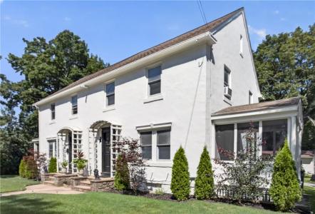 476 Providence Street, West Warwick, Rhode Island 02893, USA