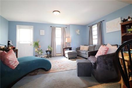 19 Vincent Street, Middletown, Rhode Island 02842, USA