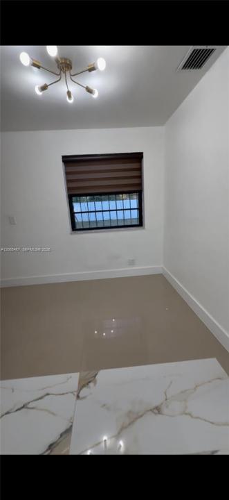 41 NE 195th St, Miami, Floryda 33179, USA