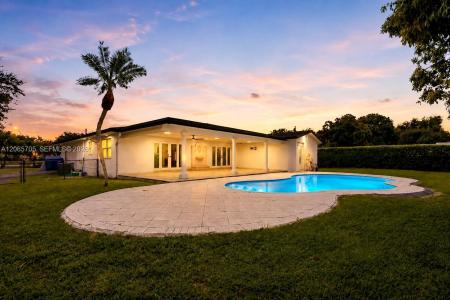 10830 SW 79th Ave, Miami, Florida 33156, USA