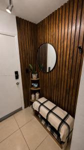 1501 NE 191st St C116, Miami, Florida 33179, USA