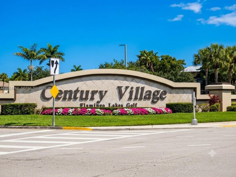 13455 SW 3rd St 309S, Pembroke Pines, Flórida 33027, Estados Unidos