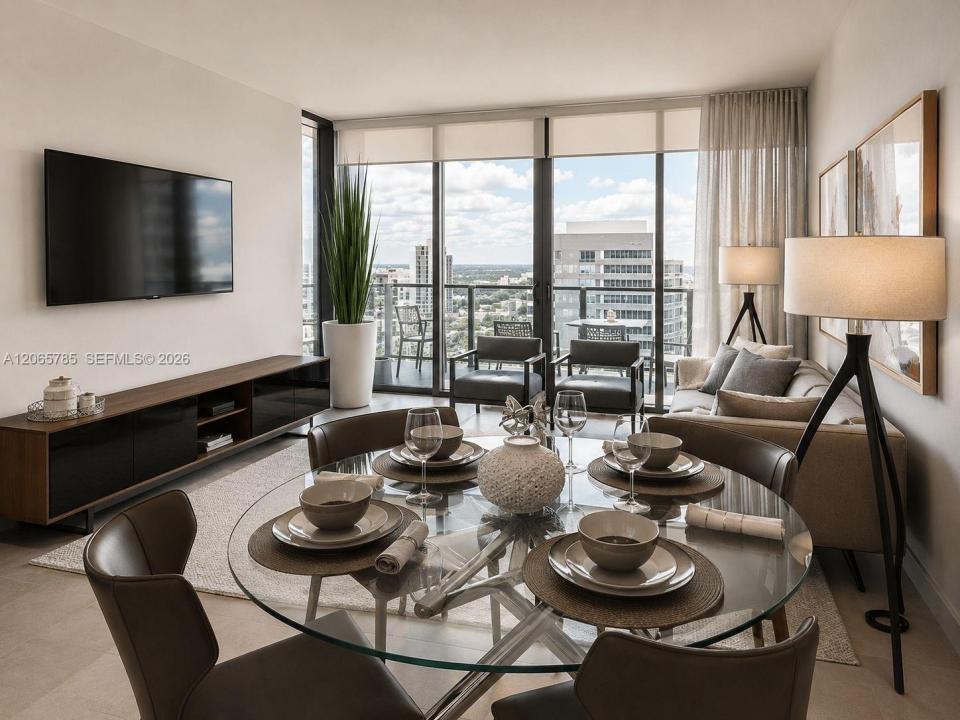 88 SW 7th St 1908, Miami, Florida 33130, Stati Uniti