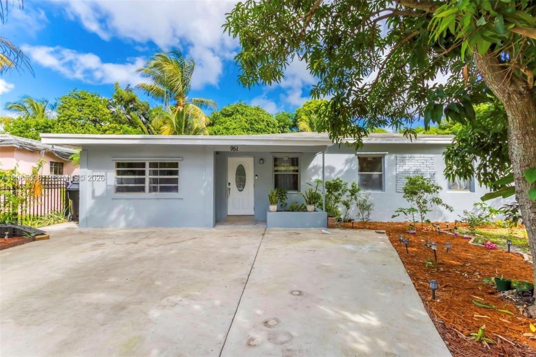 951 NE 157th Ter, North Miami Beach, 플로리다 33162, 미국