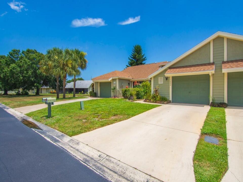 1494 SE Colchester Circle, Port St. Lucie, فلوريدا 34952, الولايات المتحدة