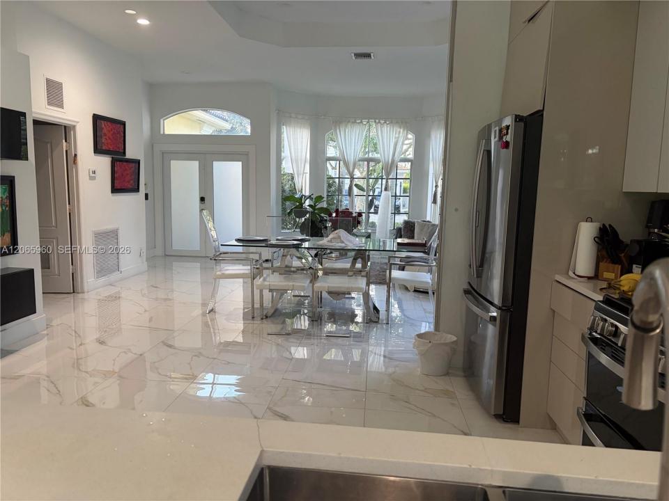 19353 SW 60th Ct, Pembroke Pines, Floride 33332, États-Unis