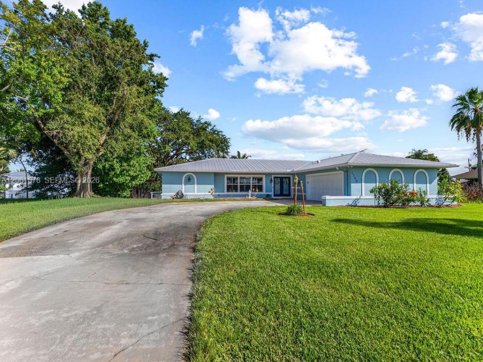 1786 SE Westmoreland Blvd, Port St. Lucie, Floride 34952, États-Unis
