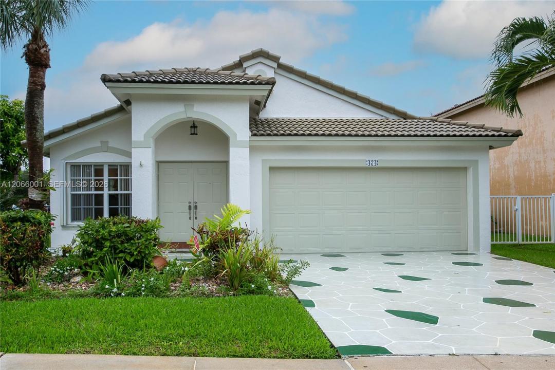 474 SW 205th Ave, Pembroke Pines, Florida 33029, USA