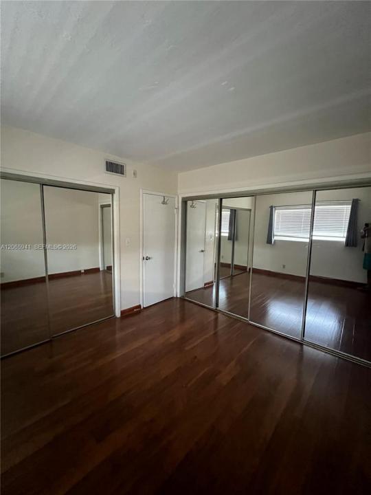 1535 SE 15th St 209, Fort Lauderdale, Floride 33316, États-Unis