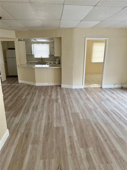 9390 E Bay Harbor Dr 10, Bay Harbor Islands, Florida 33154, Stati Uniti