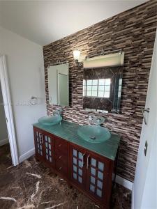 14101 SW 162nd St, Miami, Florida 33177, USA