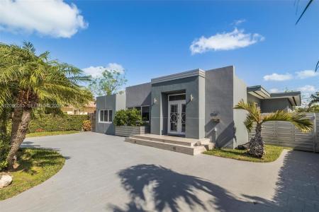 7549 Buccaneer Ave 7549, North Bay Village, Florida 33141
