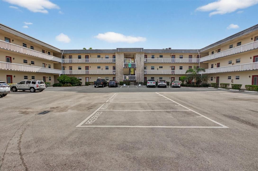 4299 NW 16th St 210, Lauderhill, Florida 33313, USA