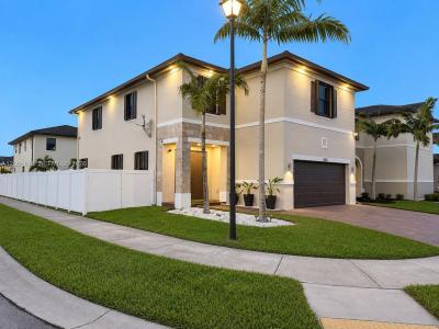 3555 W 106th St, Hialeah, Florida 33018, USA