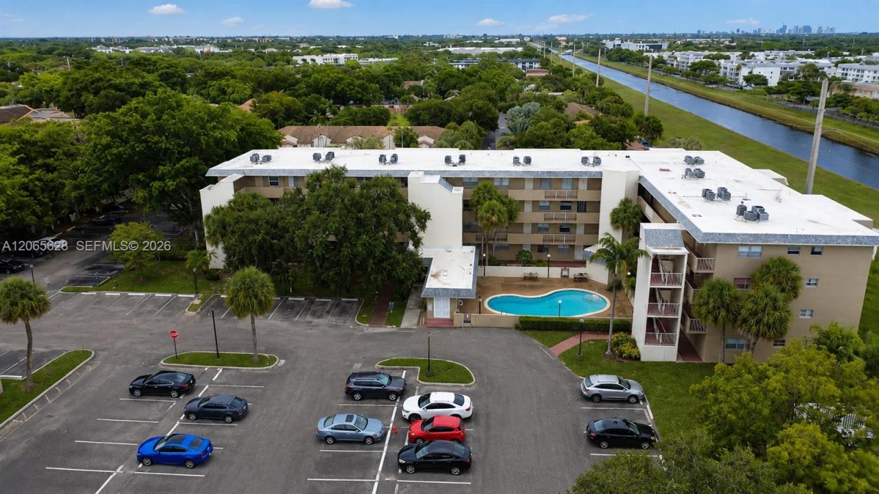 3120 N Pine Island Rd 403, Sunrise, فلوريدا 33351, الولايات المتحدة