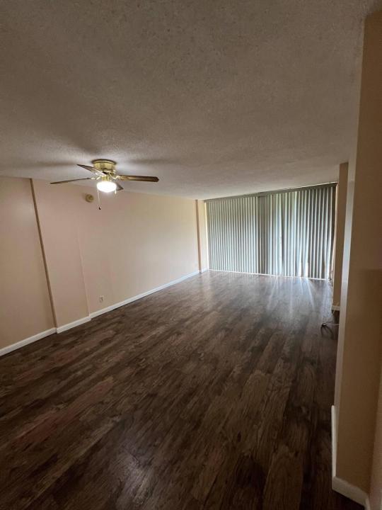 105 ROYAL PARK Drive 1D, Oakland Park, Floride 33309, États-Unis