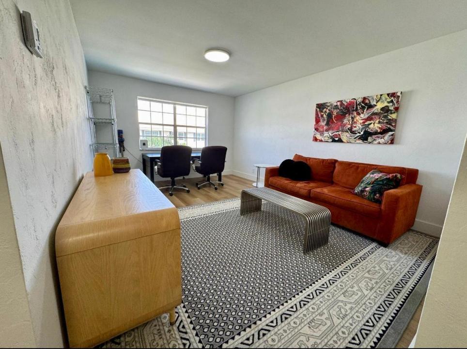 299 SW 7TH Street 2070, Boca Raton, Floride 33432, États-Unis
