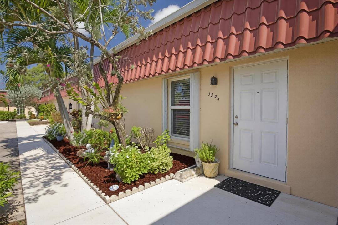 352 Covered Bridge Boulevard A, Floride 33467, États-Unis