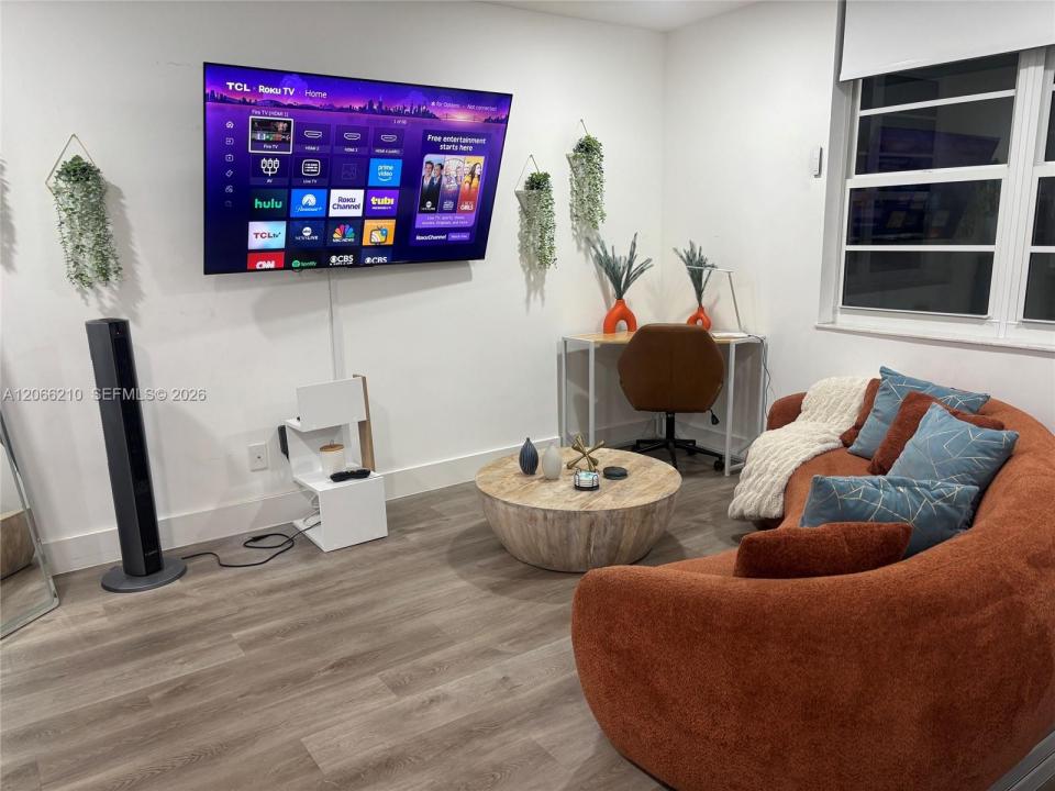 100 Lincoln Rd 301, Miami Beach, Floride 33139, États-Unis