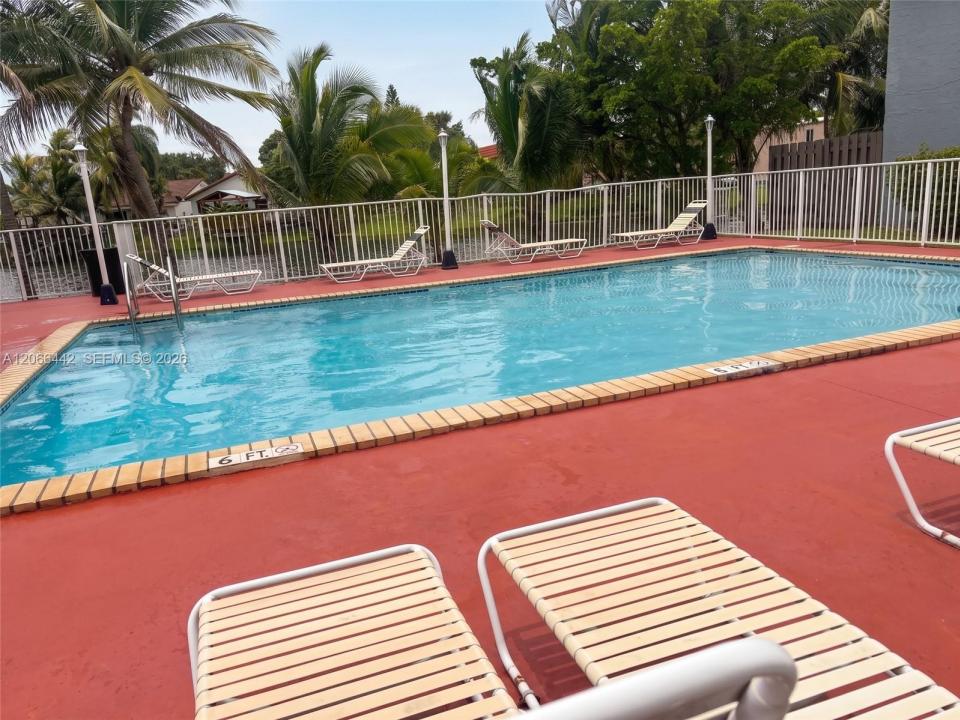 6910 NW 173rd Dr 1008, Hialeah, Flórida 33015, Estados Unidos