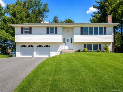 10 Roe Circle, Monroe, New York 10950, USA