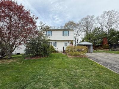 27 Hidden Valley Lane, Lincoln, Rhode Island 02865, USA