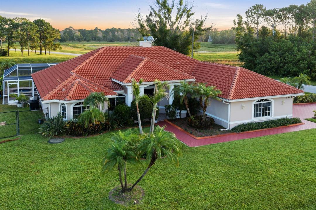5476 NW BOYDGA Avenue, Port St. Lucie, Florida 34986, Estados Unidos