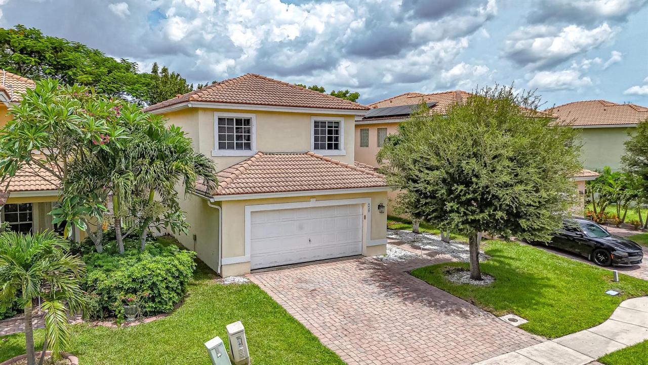 6427 Adriatic Way, West Palm Beach, Floride 33413, États-Unis