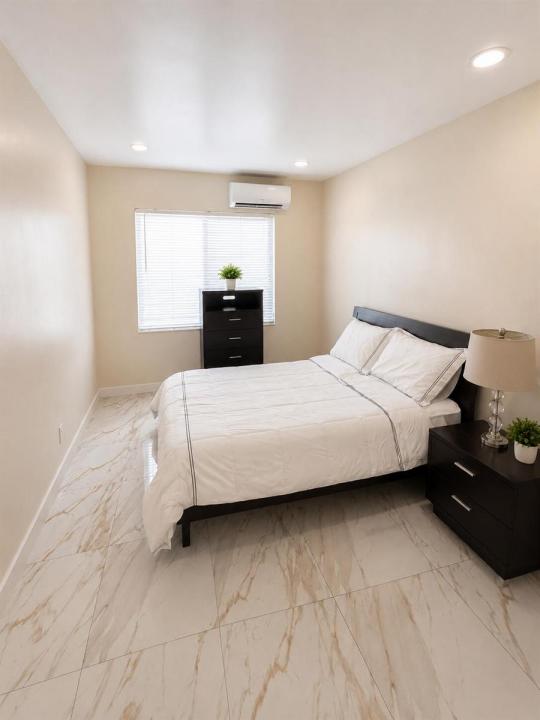 3932 SW 12TH Place 1-8, Fort Lauderdale, Floride 33312, États-Unis