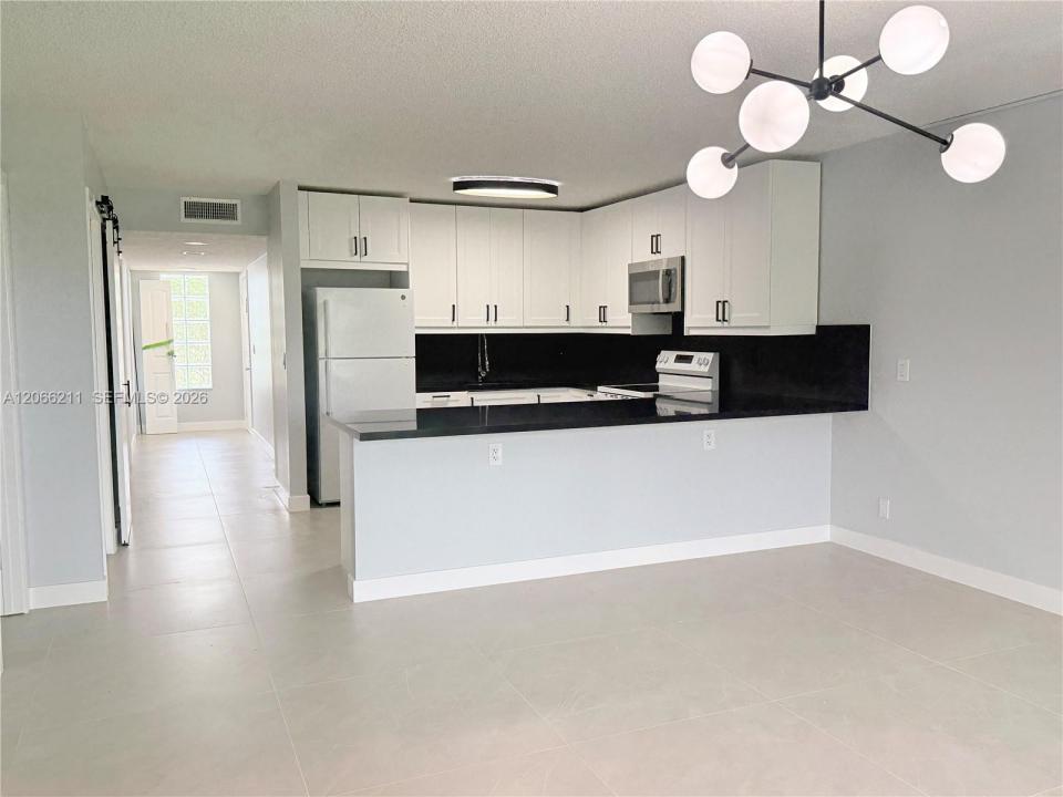 16511 Blatt Blvd 203, Weston, Florida 33326, Stati Uniti