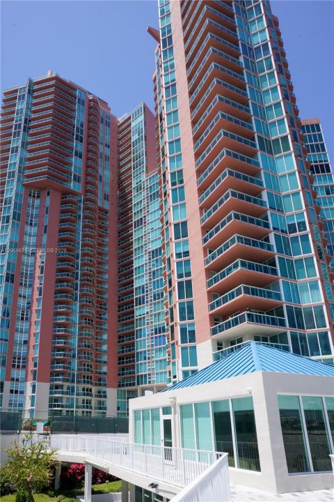 3370 Hidden Bay Dr 213, Aventura, Floride 33180, États-Unis