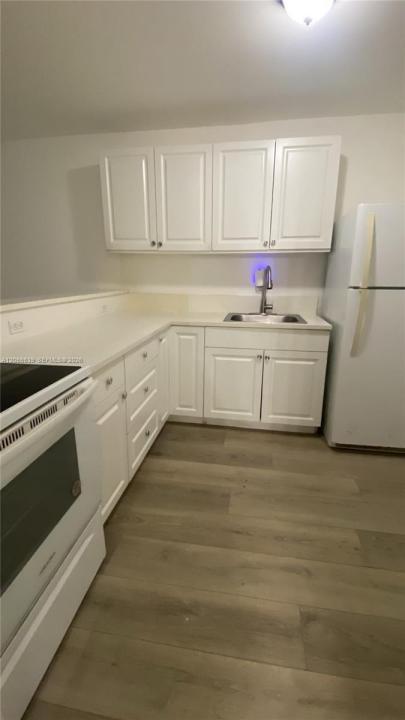 15205 NE 6th Ave D104, Miami, Floride 33162, États-Unis