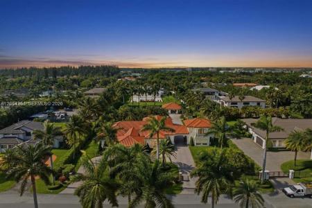 10181 NW 131st St, Hialeah Gardens, Florida 33018, USA