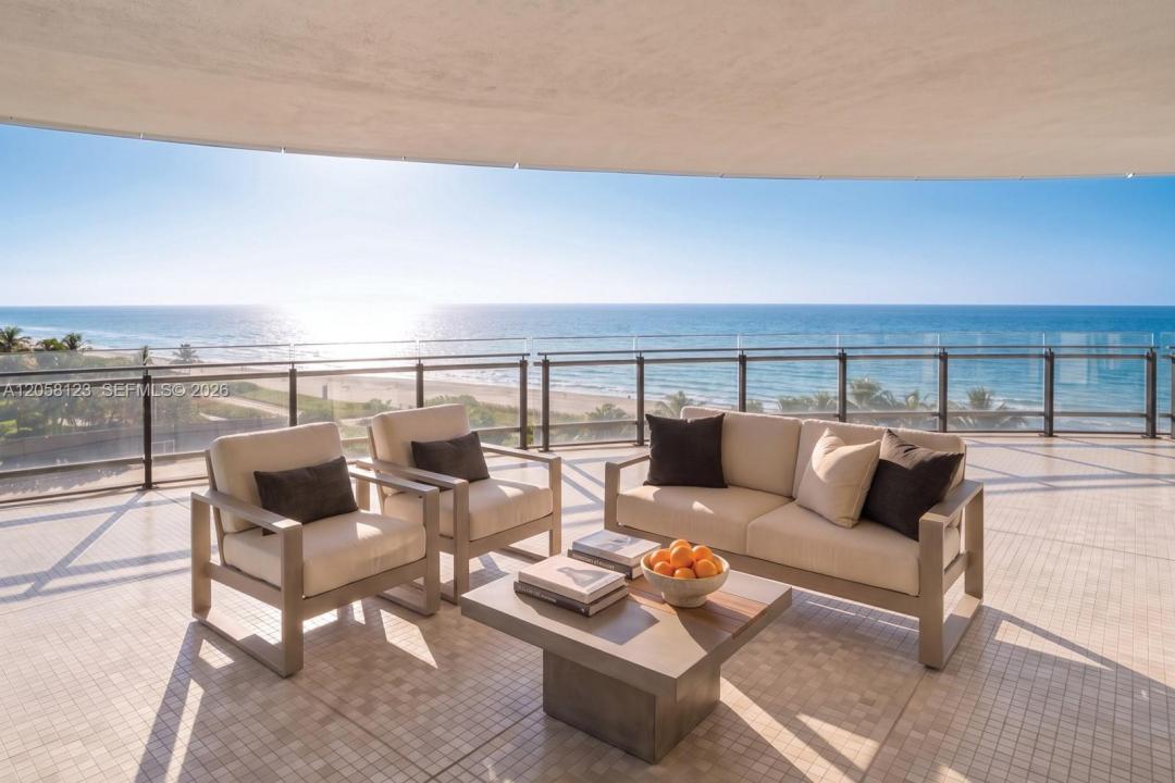 8701 Collins Ave 701, Miami Beach, Floride 33154, États-Unis