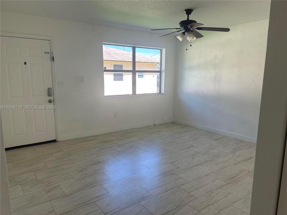 2124-2126 Thomas St 2126, Hollywood, Florida 33020, USA