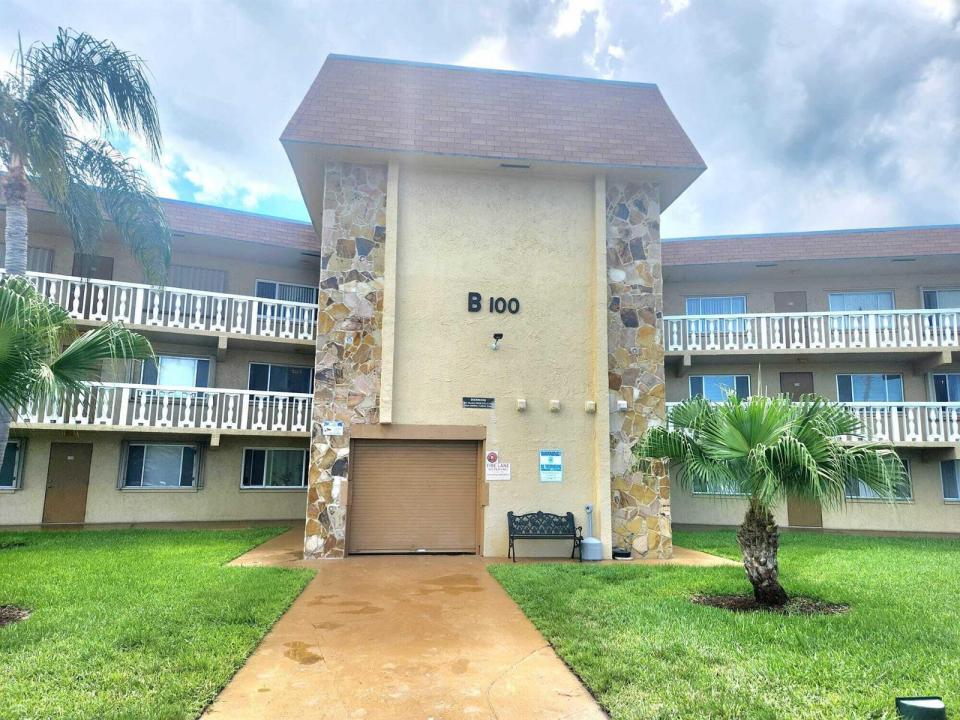 100 Village Green E Circle B212, Palm Springs, Floride 33461, États-Unis