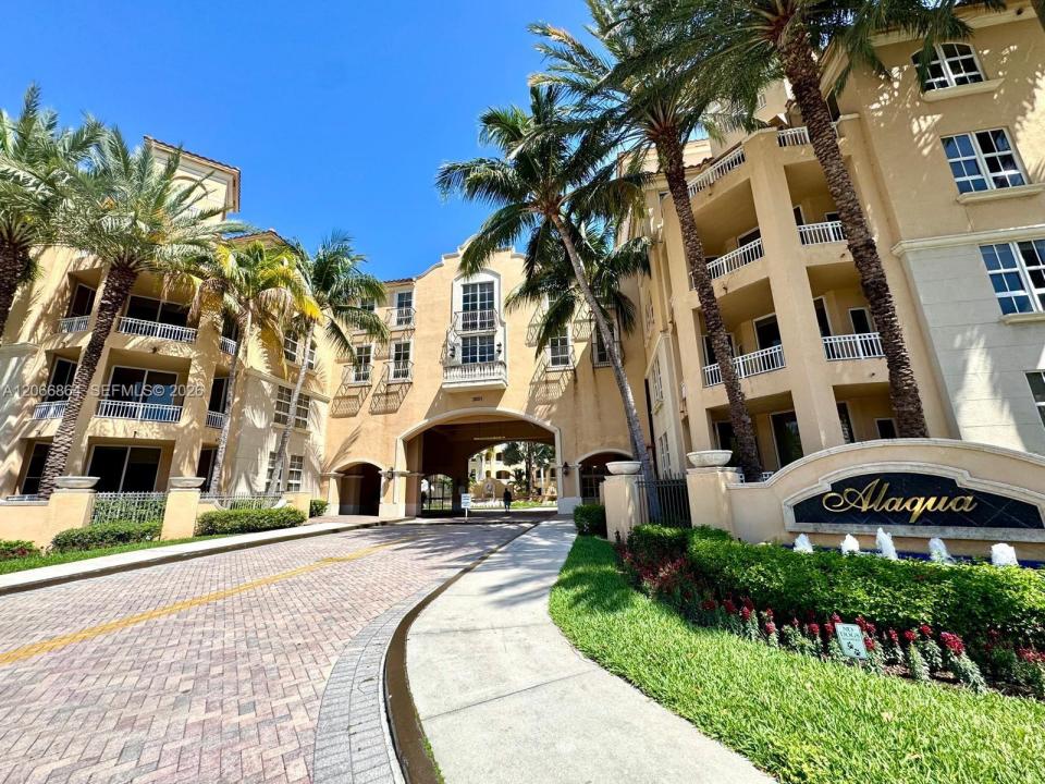 3001 NE 185th St 225, Aventura, Floride 33180, États-Unis
