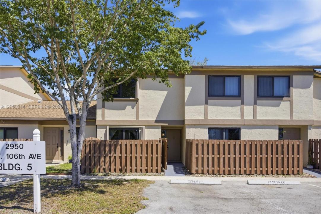 2950 NW 106th Ave 8, Sunrise, Florida 33322, Stati Uniti