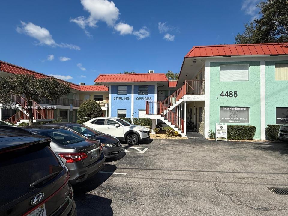 4485 Stirling Rd 208, Dania Beach, Florida 33314, USA