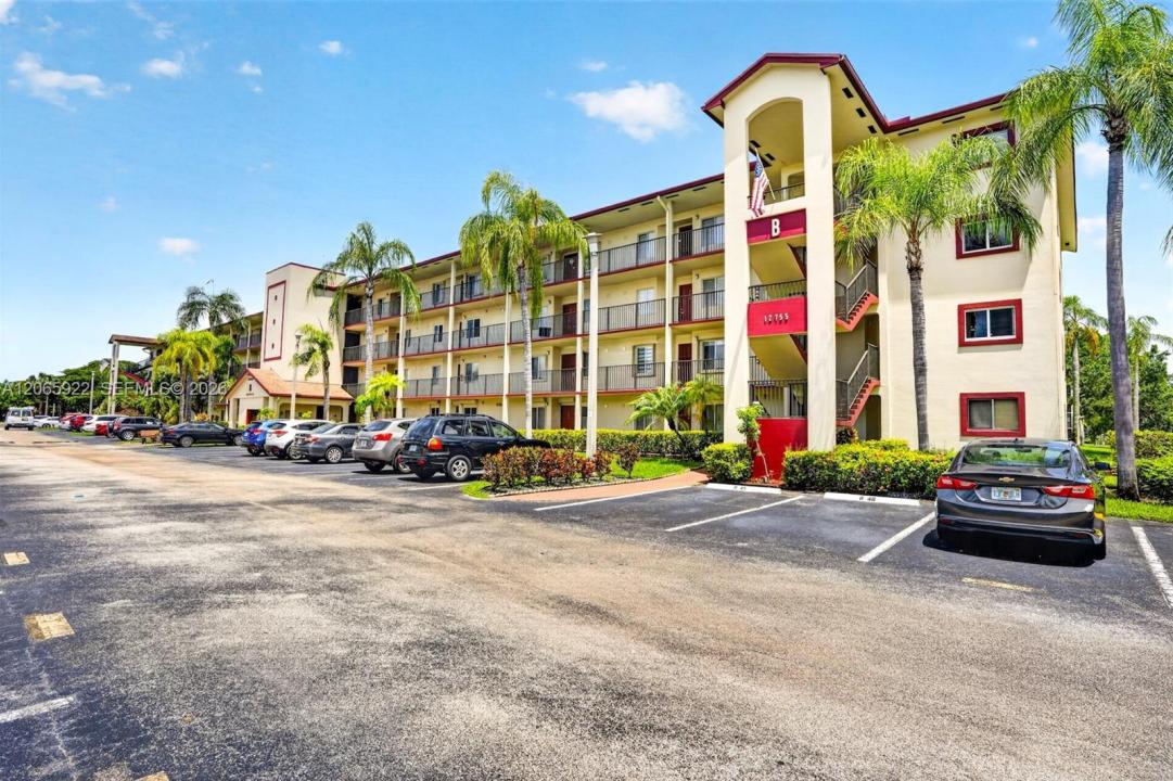 12755 SW 16th Ct 104B, Pembroke Pines, Floride 33027, États-Unis