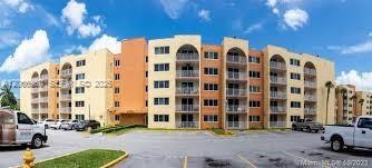 6970 NW 186th St 3-212, Hialeah, Florida 33015, USA