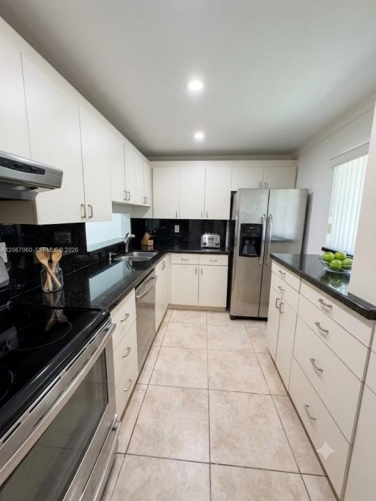 8065 SW 107th Ave 201, Miami, Floride 33173, États-Unis