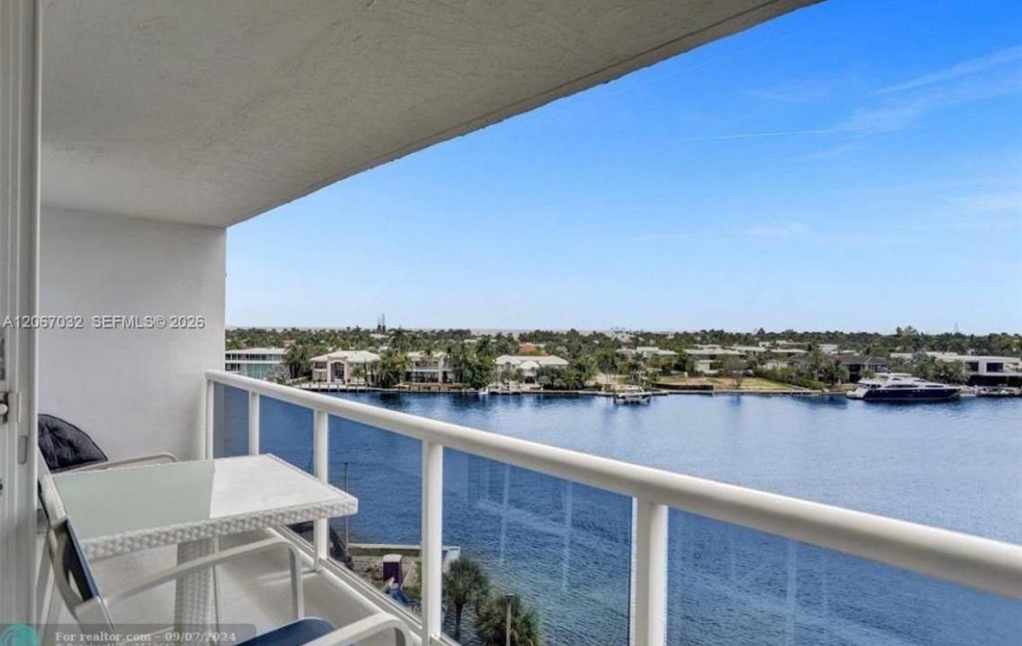 20515 E Country Club Dr 747, Aventura, Floride 33180, États-Unis