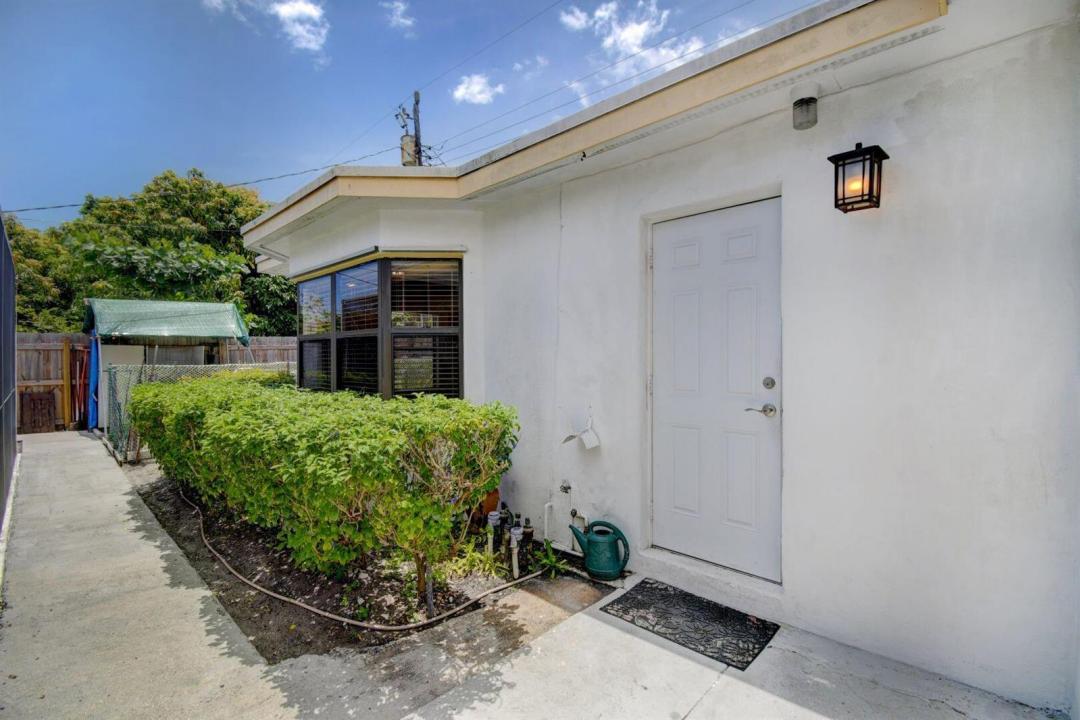 1316 DATE PALM Drive Rear, Lantana, Floride 33462, États-Unis