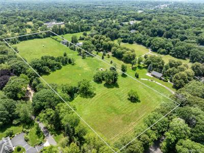97 B Pound Hollow Road, Oyster Bay, New York 11545, États-Unis