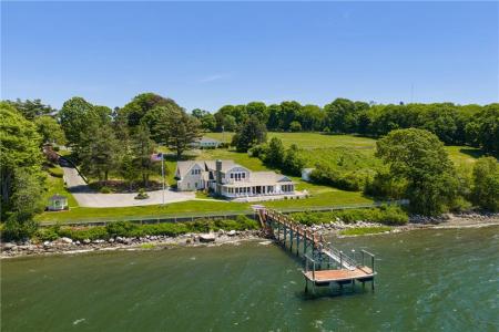 149 Nanaquaket Road, Tiverton, Rhode Island 02878, États-Unis