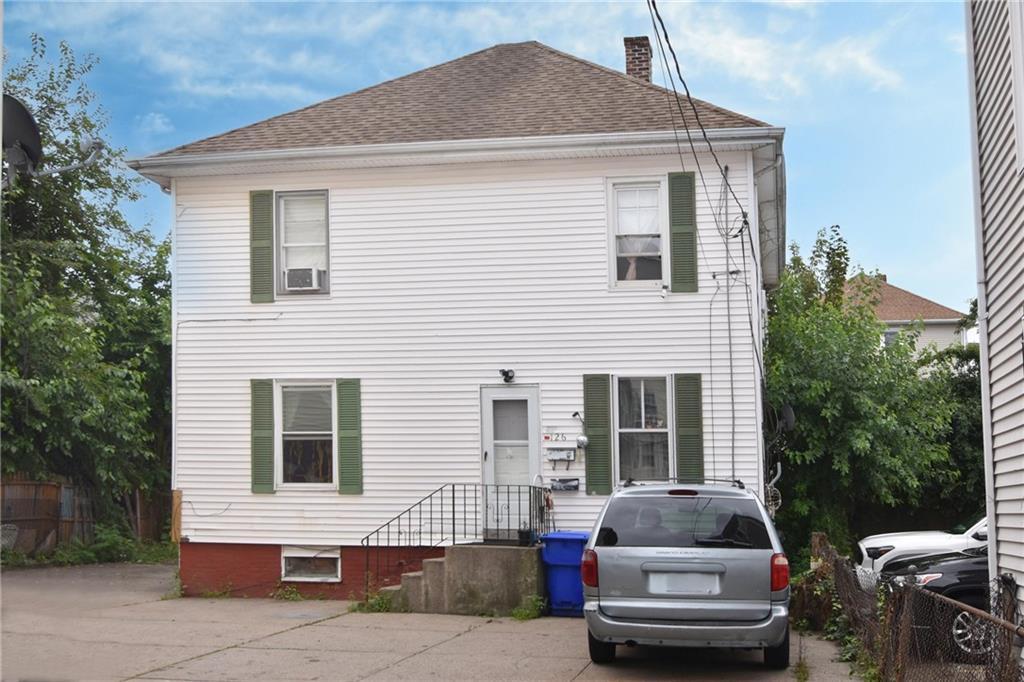 126 Sumner Avenue, Central Falls, Rhode Island 02863, États-Unis