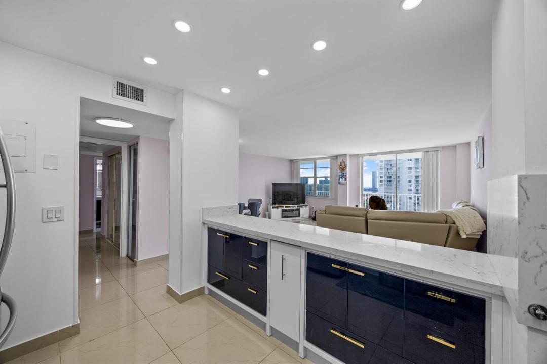 2801 NE 183rd Street 1606w, Aventura, Floryda 33160, USA