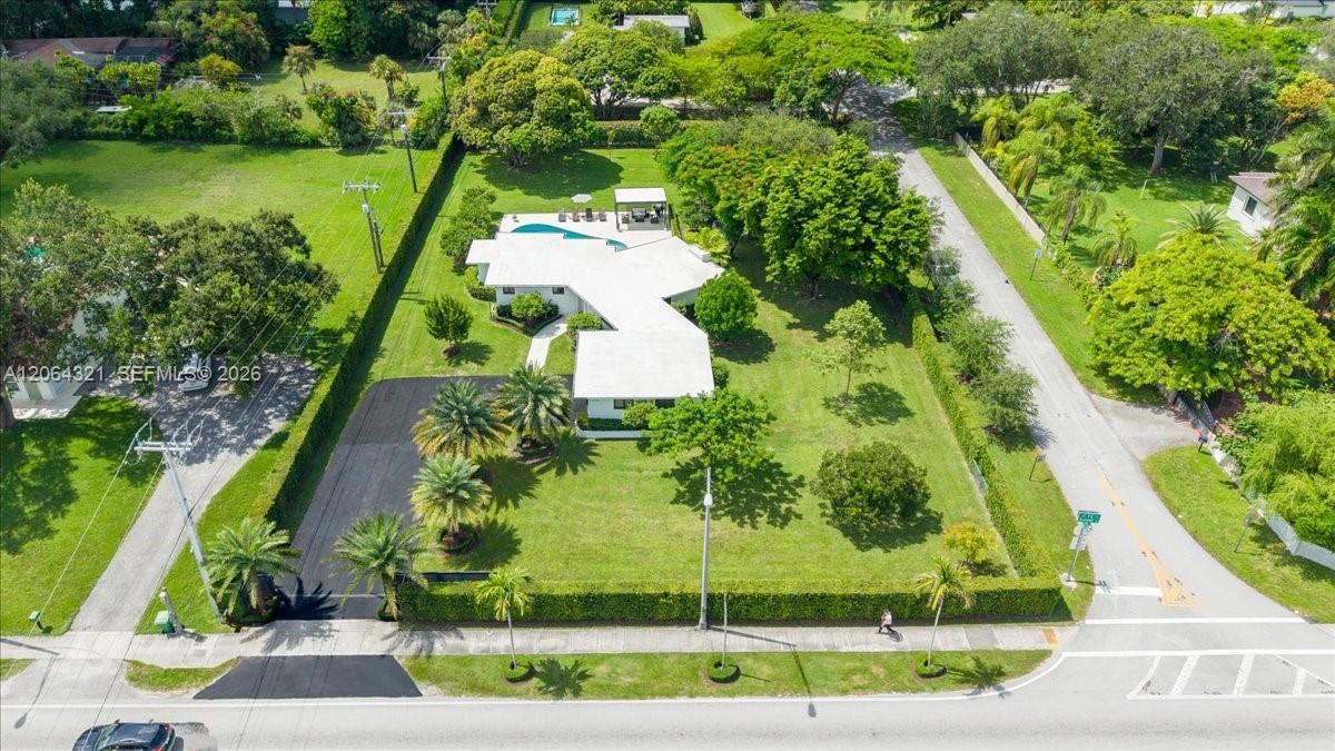 7240 Sunset Dr, Miami, פלורידה 33143, ארצות הברית של אמריקה