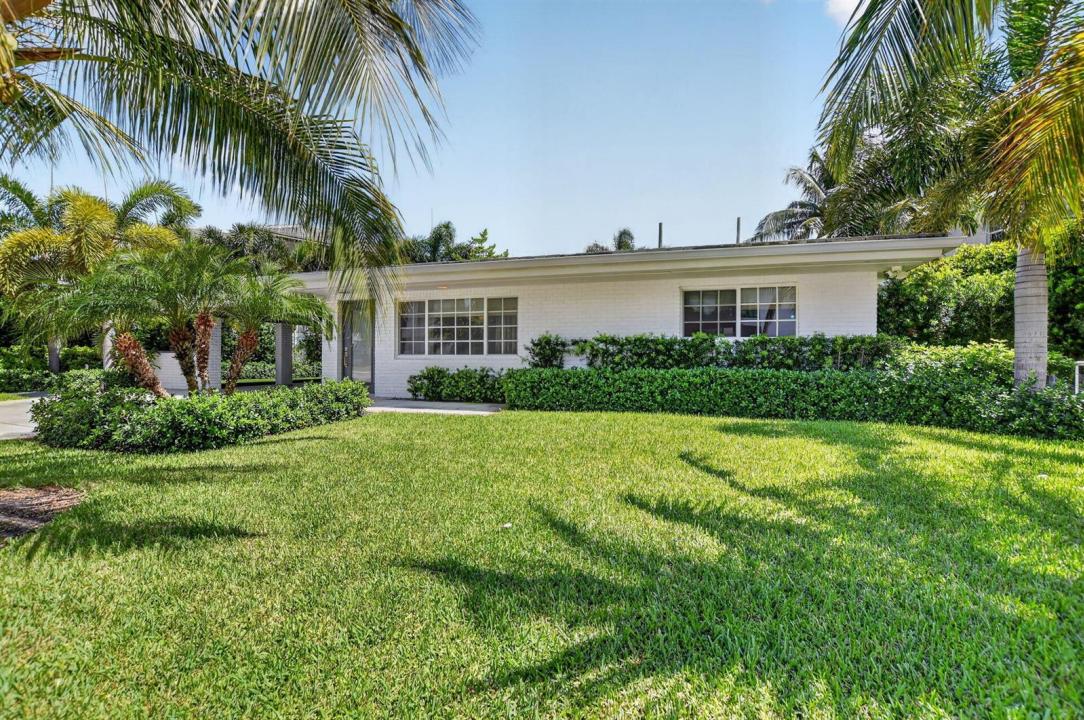 335 NE 7th Street, Boca Raton, Florida 33432, USA